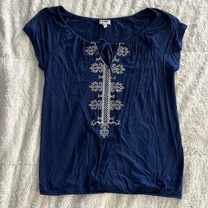 Lot 9- Dressy Shirts - medium